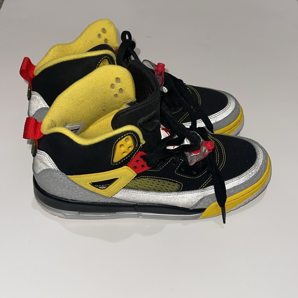 JORDAN SPIZIKE SNEAKERS